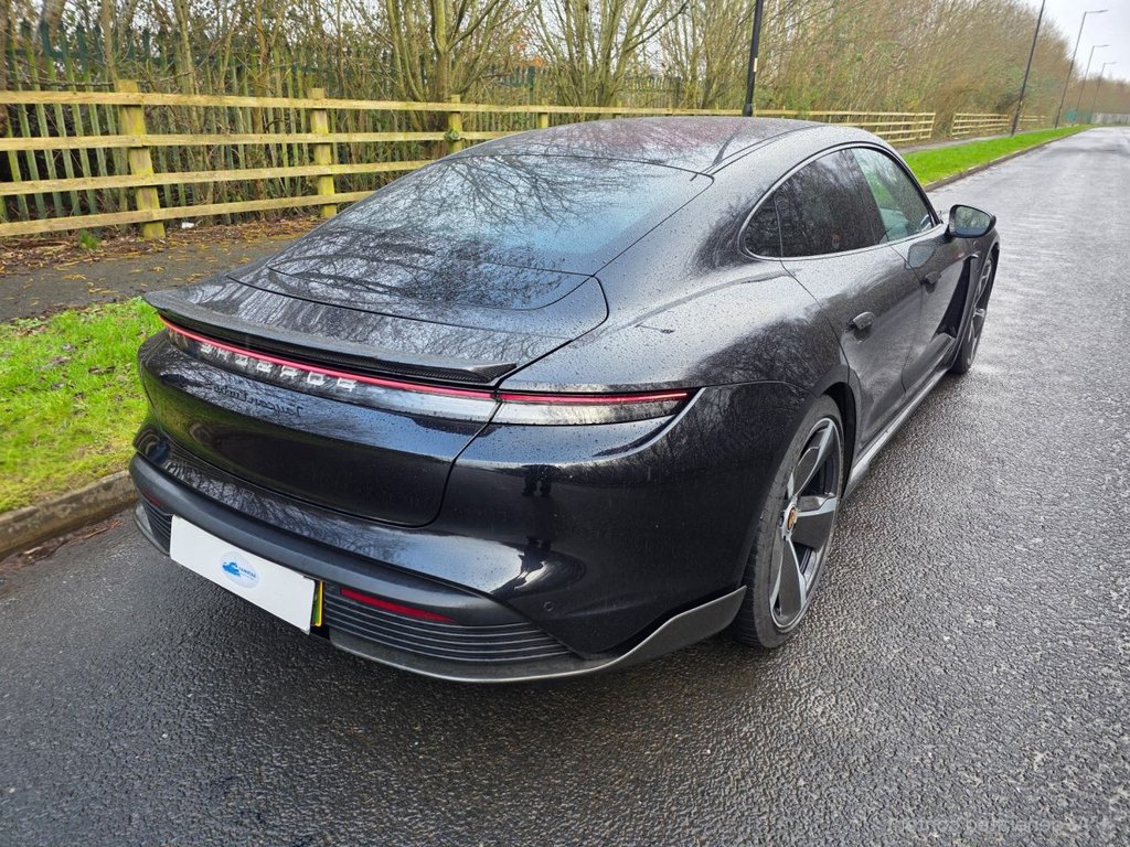 Used Porsche Taycan 2020 for sale - 77693677: Photo 6