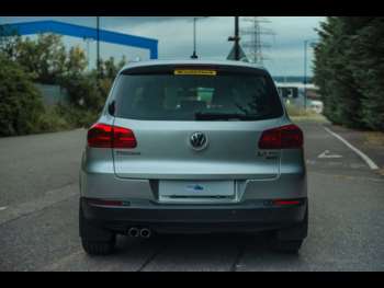 Used Volkswagen Tiguan 2015 for sale - 75047390: Photo
