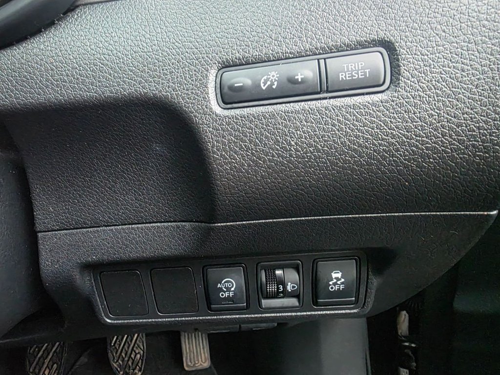 Used Nissan Pulsar 2017 for sale - 77452123: Photo 29