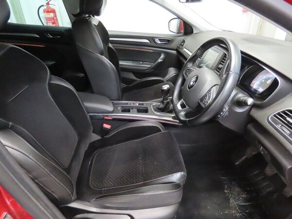 Used Renault Megane 2017 for sale - 75573080: Photo 11
