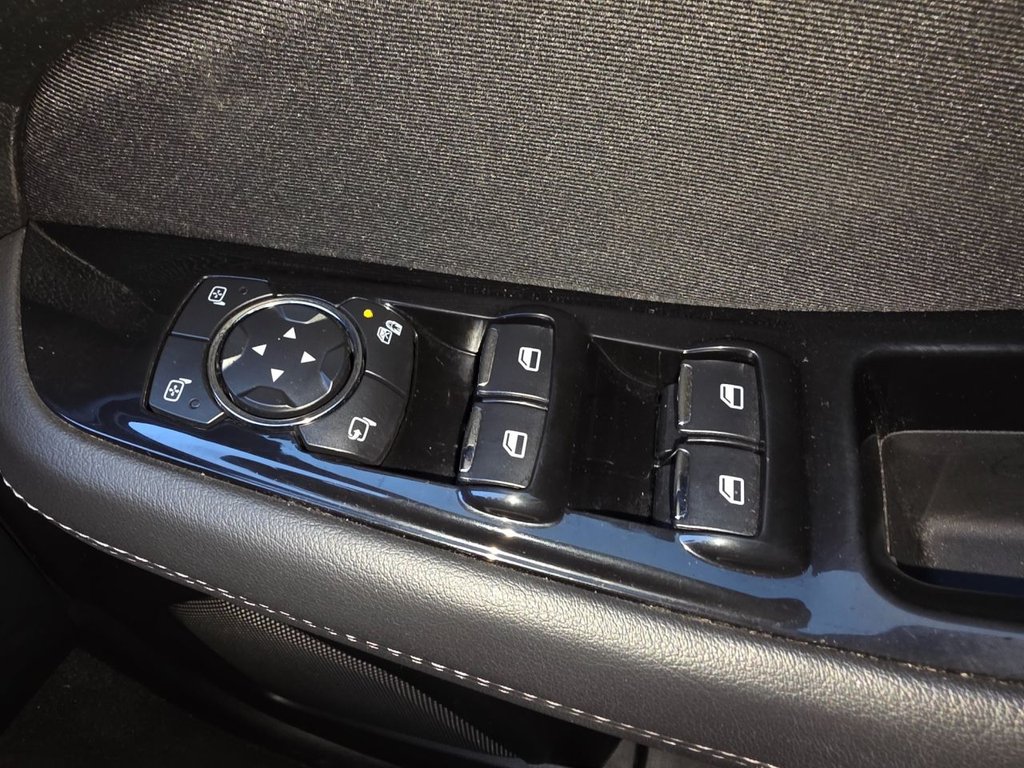 Used Ford S-Max 2018 for sale - 76345469: Photo 40