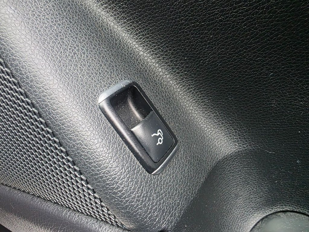 Used Mercedes-Benz CLA 2016 for sale - 77437211: Photo 30