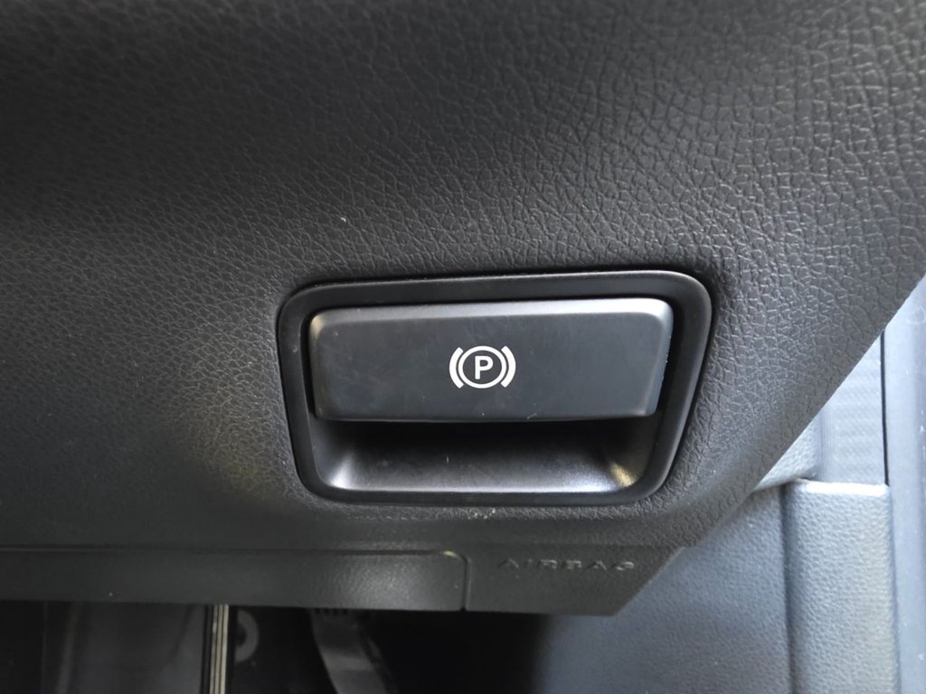 Used Mercedes-Benz CLA 2016 for sale - 77437211: Photo 32