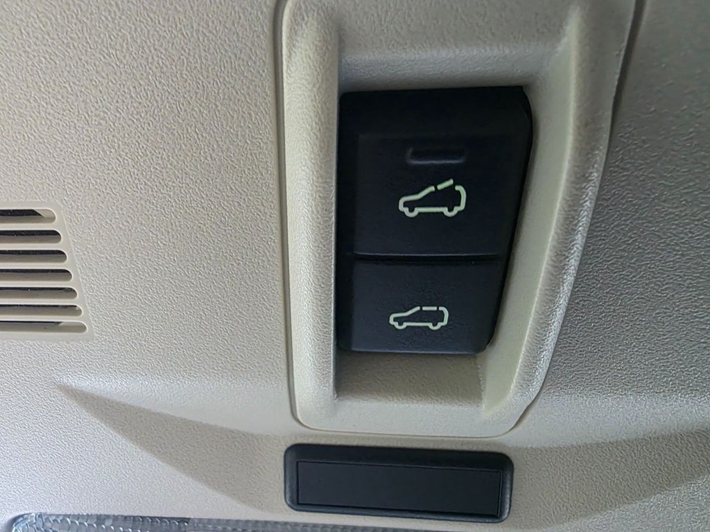 Used Land Rover Freelander 2 2012 for sale - 76147734: Photo 29