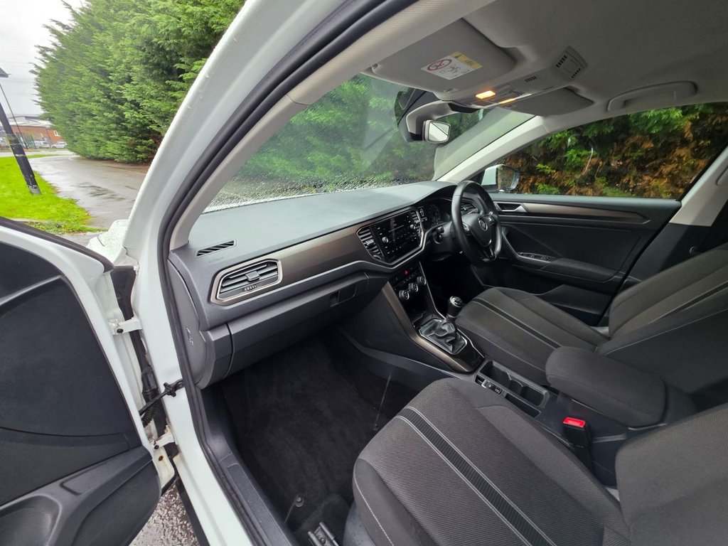 Used Volkswagen T-Roc 2018 for sale - 76792305: Photo 19