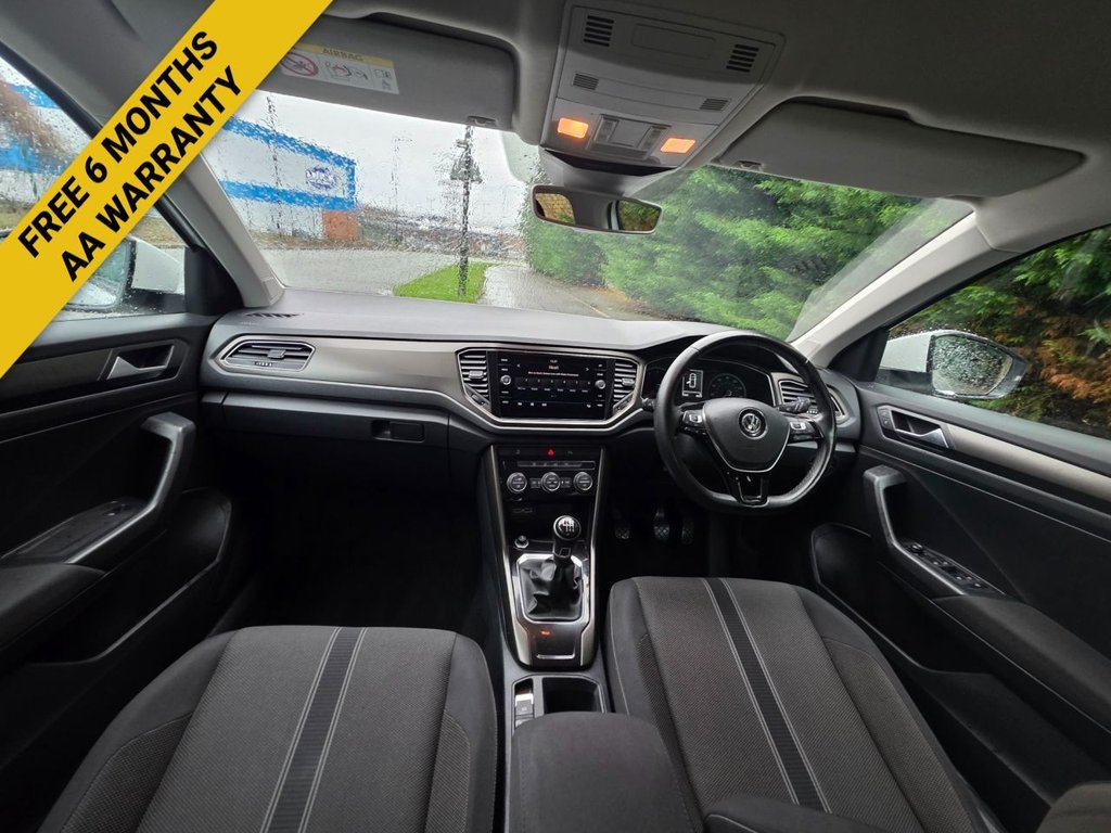 Used Volkswagen T-Roc 2018 for sale - 76792305: Photo 2