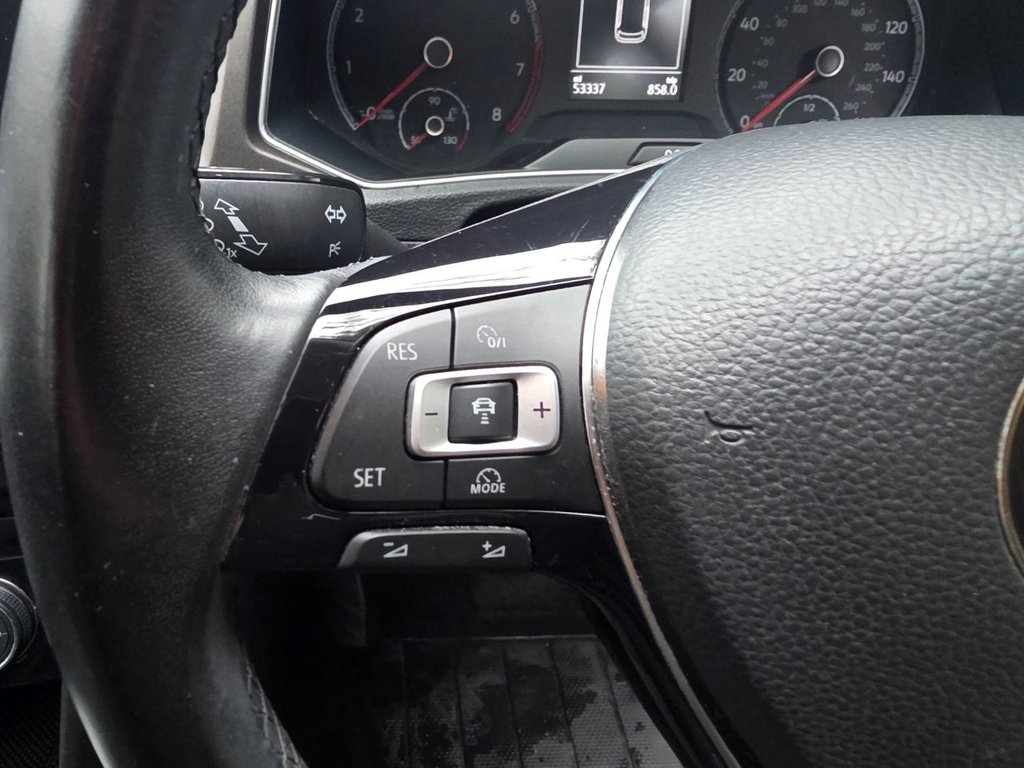 Used Volkswagen T-Roc 2018 for sale - 76792305: Photo 22