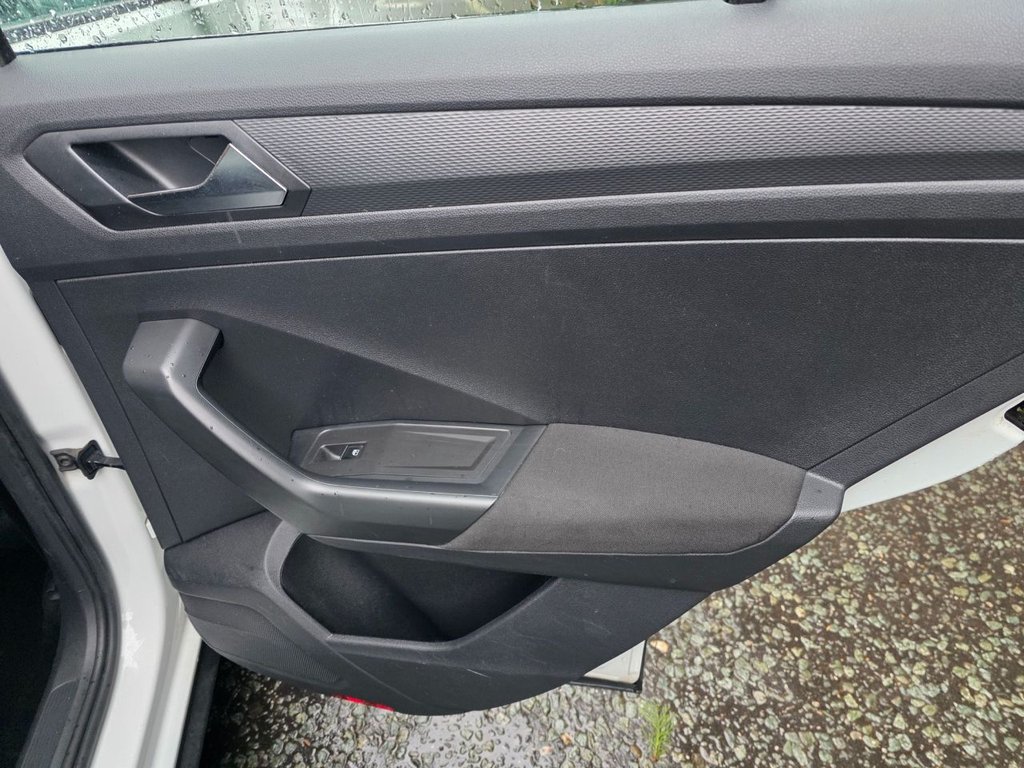 Used Volkswagen T-Roc 2018 for sale - 76792305: Photo 42