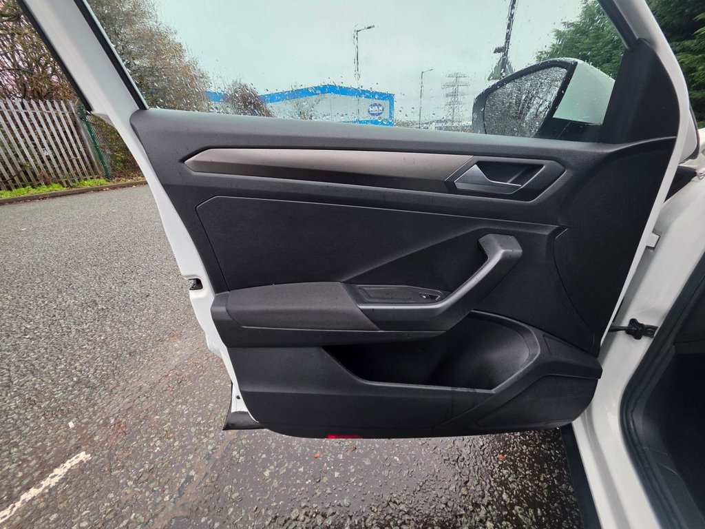 Used Volkswagen T-Roc 2018 for sale - 76792305: Photo 45