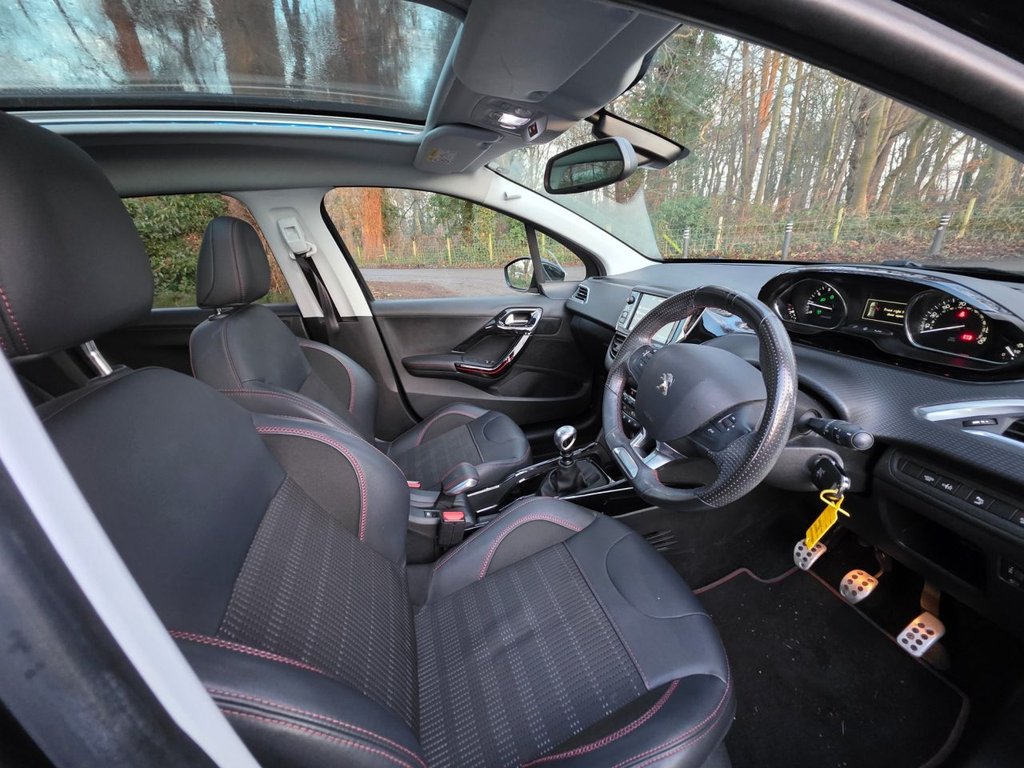 Used Peugeot 2008 2019 for sale - 76973650: Photo 15