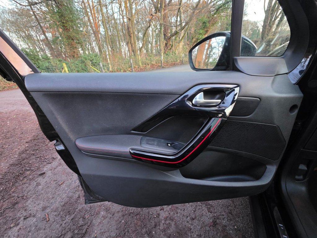 Used Peugeot 2008 2019 for sale - 76973650: Photo 39