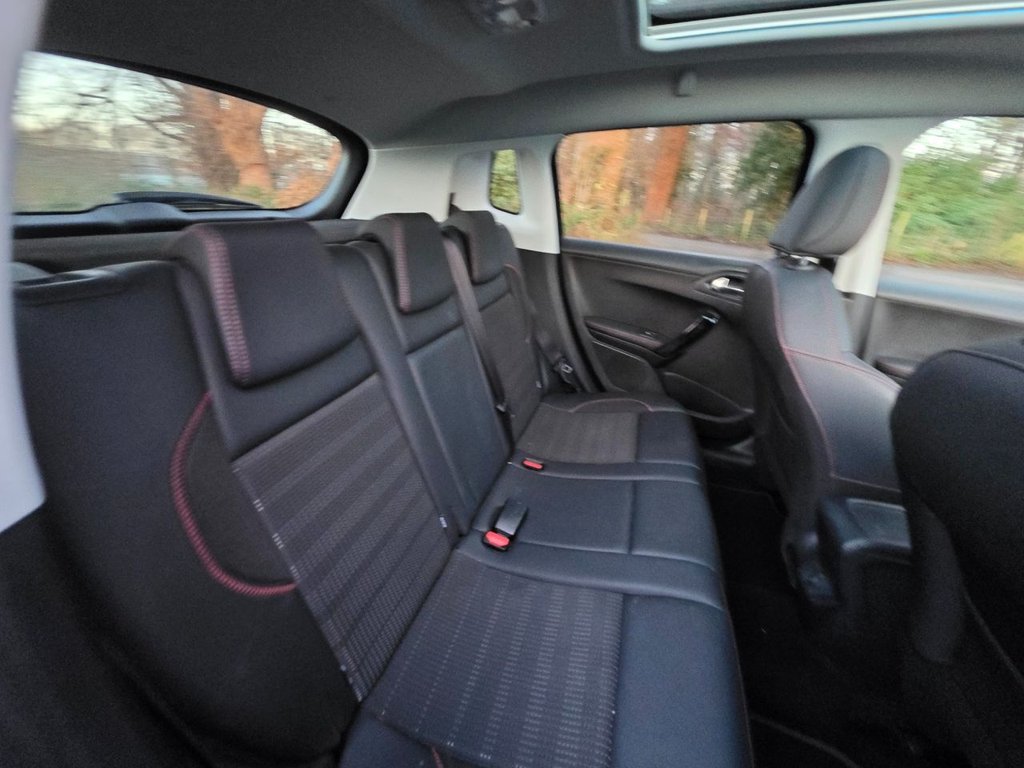 Used Peugeot 2008 2019 for sale - 76973650: Photo 41