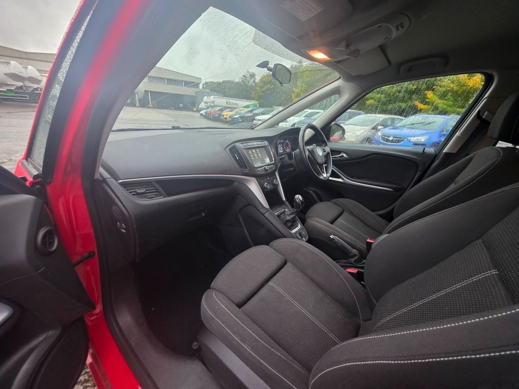 Used Vauxhall Zafira Tourer 2017 for sale - 76147739: Photo 17
