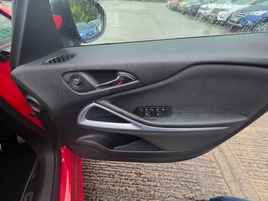 Used Vauxhall Zafira Tourer 2017 for sale - 76147739: Photo 27