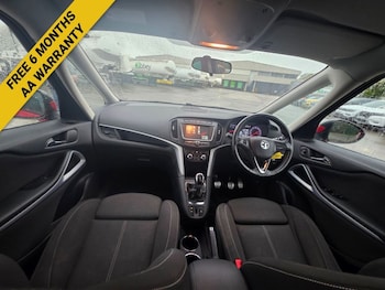 Used Vauxhall Zafira Tourer 2017 for sale - 76147739: Photo 2