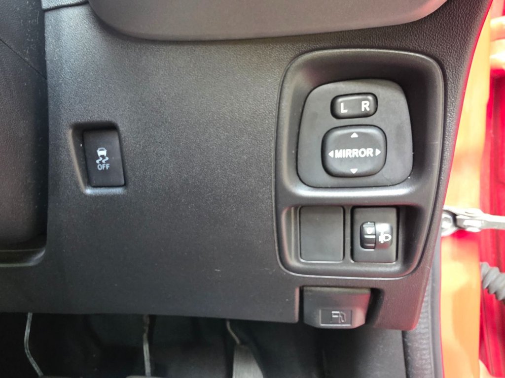 Used Toyota AYGO 2015 for sale - 75573084: Photo 26