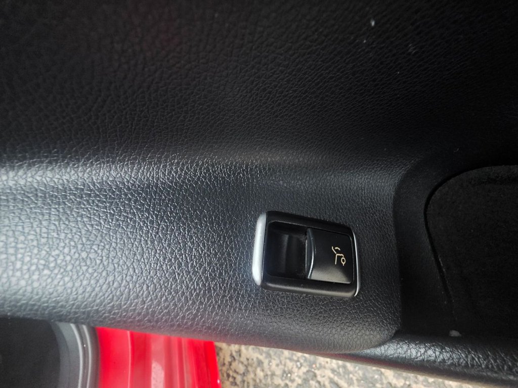 Used Mercedes-Benz CLA 2015 for sale - 77038401: Photo 33