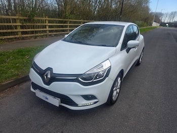 Used Renault Clio 2017 for sale - 78896546: Photo