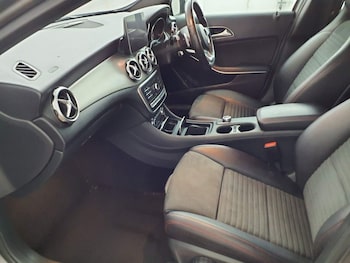 Used Mercedes-Benz GLA 2017 for sale - 79547625: Photo