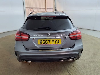 Used Mercedes-Benz GLA 2017 for sale - 79547625: Photo