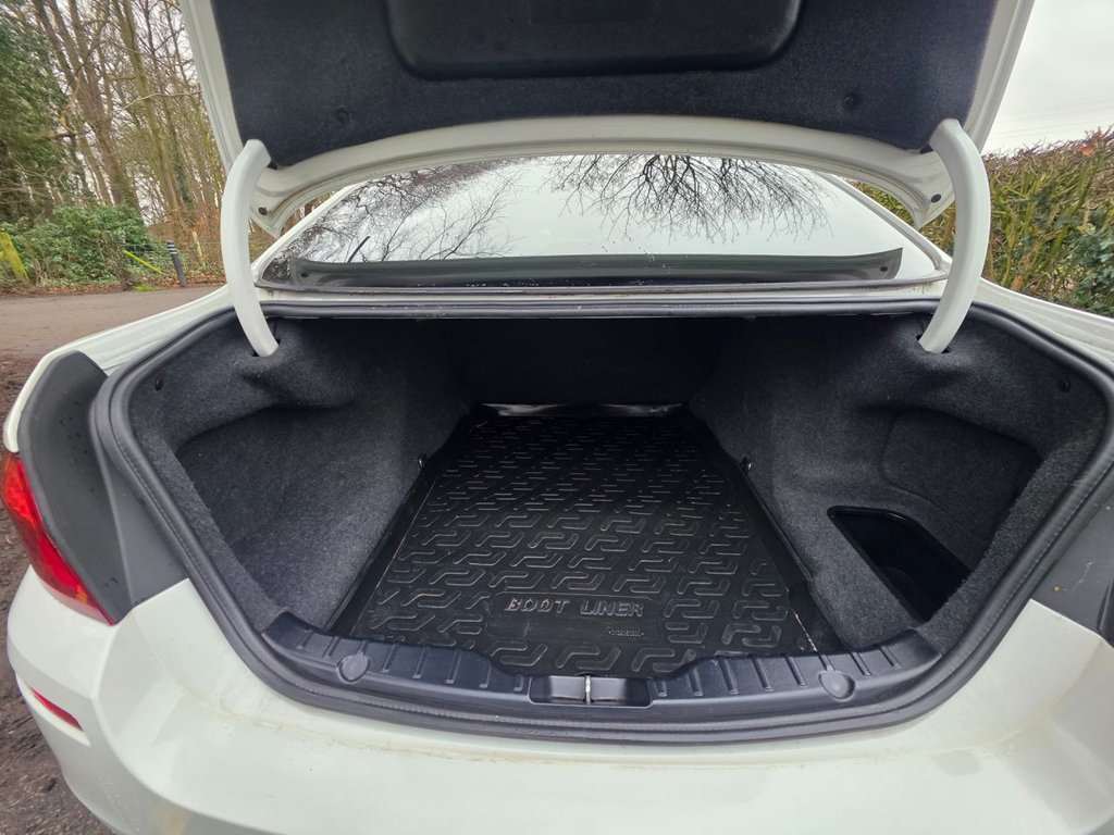 Used BMW 5 Series 2011 for sale - 77384331: Photo 44