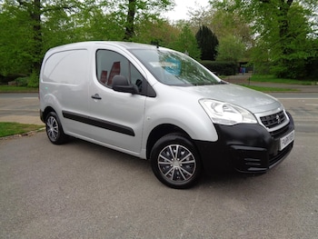 Used Peugeot Partner 2017 for sale - 79137055: Photo