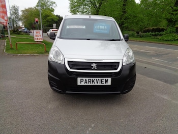 Used Peugeot Partner 2017 for sale - 79137055: Photo