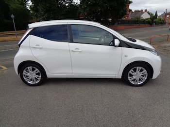 Used Toyota AYGO 2015 for sale - 79297316: Photo