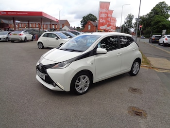 Used Toyota AYGO 2015 for sale - 79297316: Photo