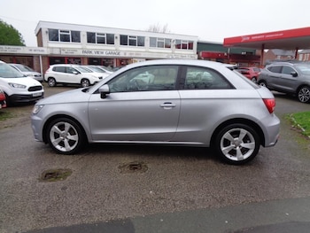 Used Audi A1 2015 for sale - 79137047: Photo