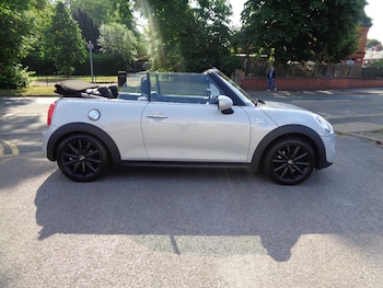 Used MINI Convertible 2017 for sale - 79137060: Photo
