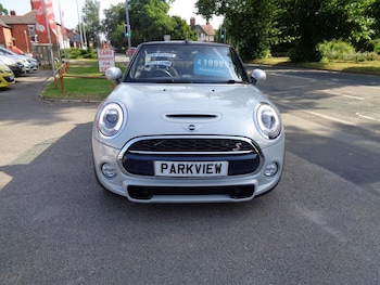 Used MINI Convertible 2017 for sale - 79137060: Photo