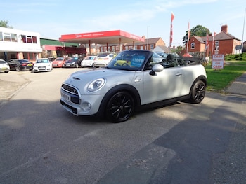 Used MINI Convertible 2017 for sale - 79137060: Photo