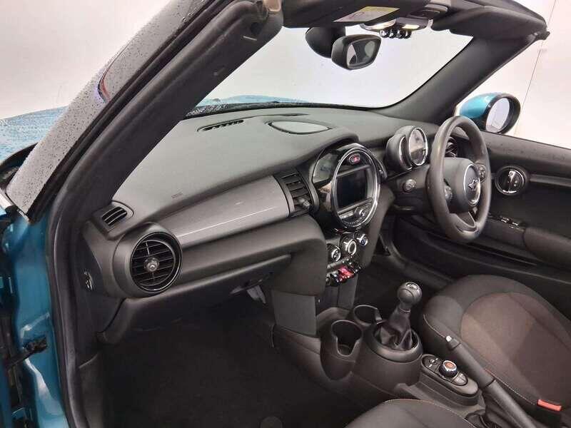 Used MINI Convertible 2018 for sale - 76766022: Photo 15