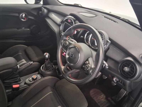 Used MINI Hatch 2019 for sale - 76138576: Photo 10