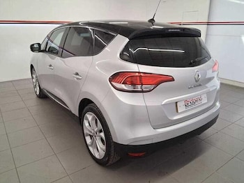Used Renault Scenic 2019 for sale - 76138150: Photo