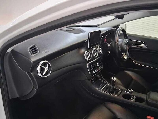 Used Mercedes-Benz GLA 2018 for sale - 76138414: Photo 13