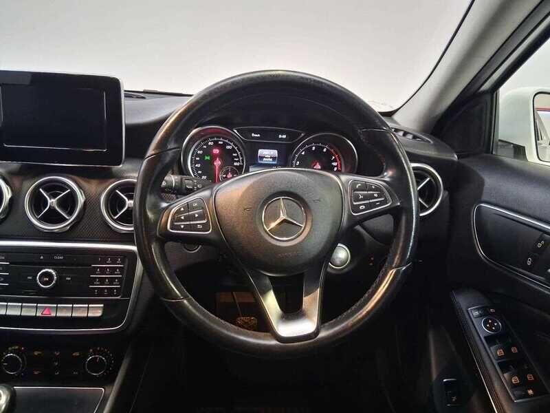 Used Mercedes-Benz GLA 2018 for sale - 76138414: Photo 9