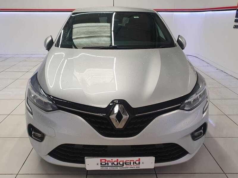 Used Renault Clio 2020 for sale - 76988528: Photo 2