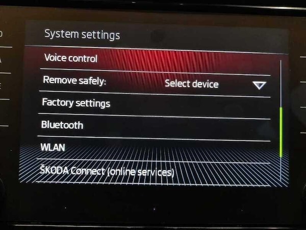 Used Skoda Karoq 2020 for sale - 76138494: Photo 30