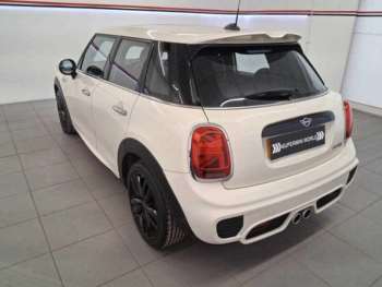 Used MINI Cooper 2019 for sale - 74212750: Photo