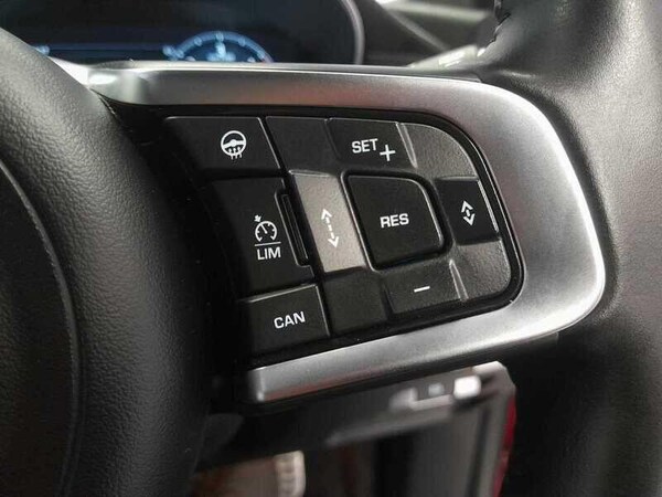 Used Jaguar E-Pace 2020 for sale - 76137426: Photo 21
