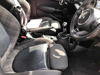 Used MINI Hatch 2019 for sale - 75327030: Photo