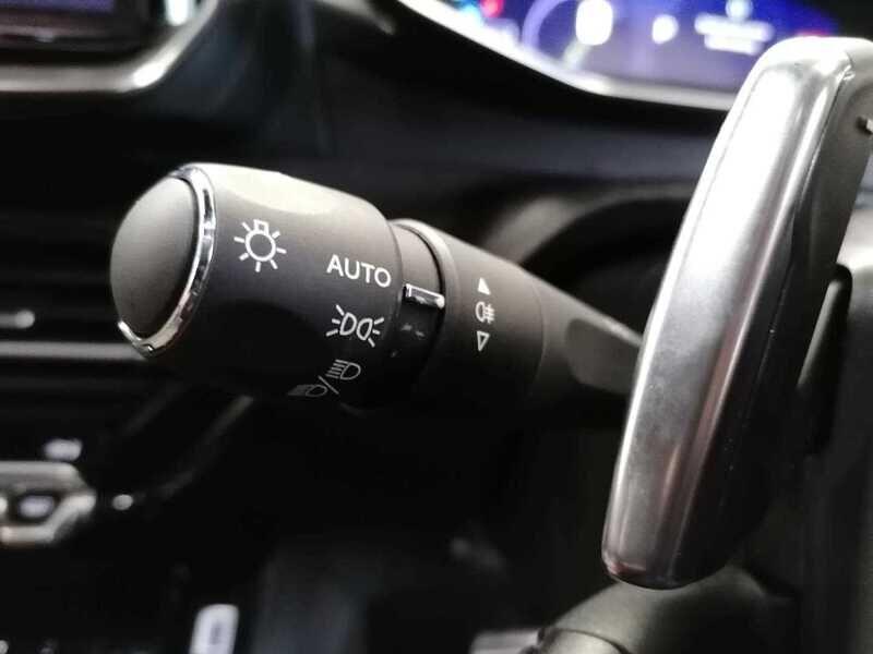 Used Peugeot 208 2024 for sale - 76137115: Photo 21