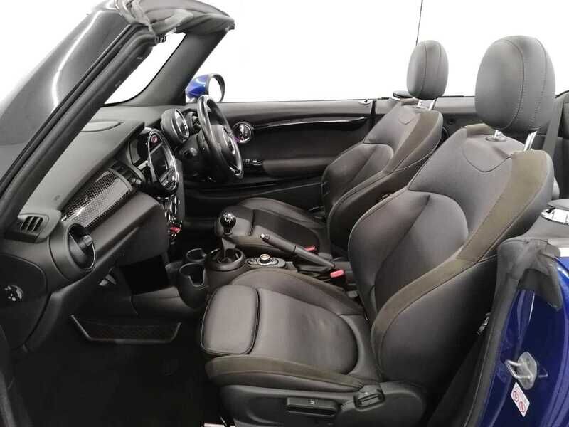 Used MINI Convertible 2018 for sale - 77045177: Photo 16