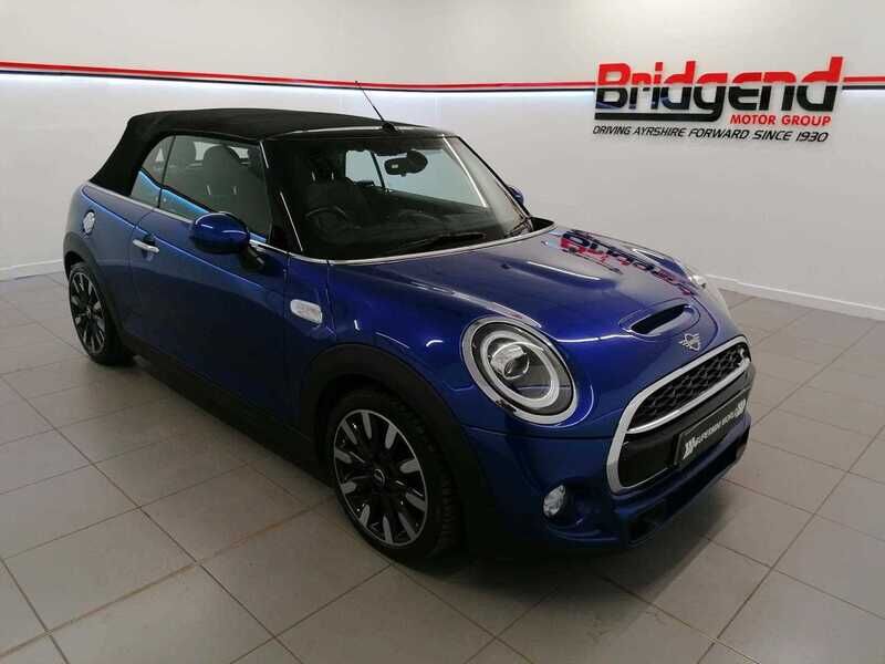Used MINI Convertible 2018 for sale - 77045177: Photo 2