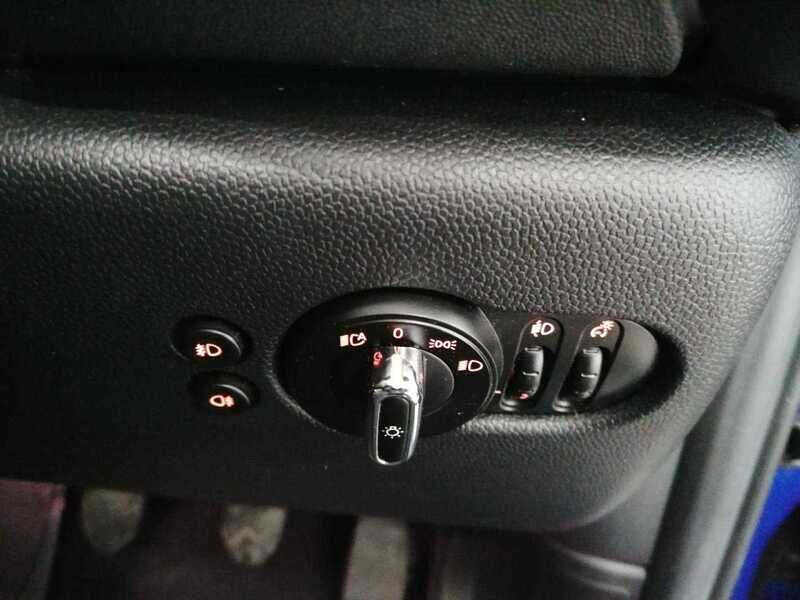 Used MINI Convertible 2018 for sale - 77045177: Photo 25