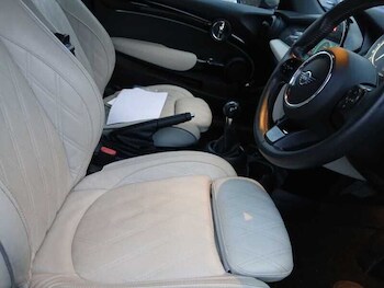 Used MINI Hatch 2022 for sale - 77182244: Photo