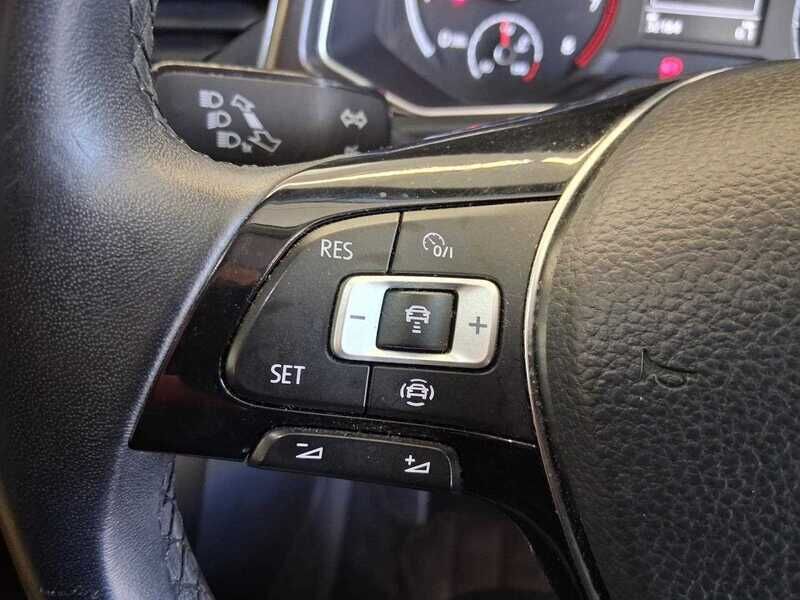 Used Volkswagen T-Roc 2019 for sale - 77045220: Photo 22