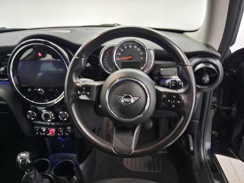 Used MINI Hatch 2022 for sale - 76135848: Photo 9